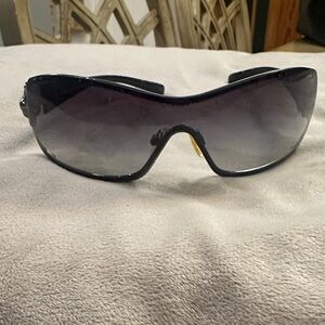 CHANEL Dark Gray Oversized Sunglasses